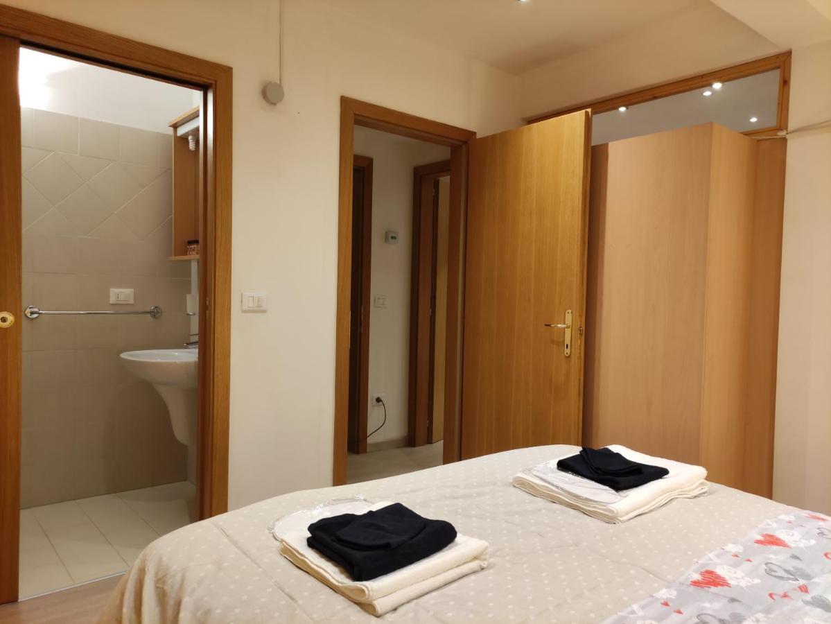 Doss Della Pesa Apartment มาริลเลวา ภายนอก รูปภาพ