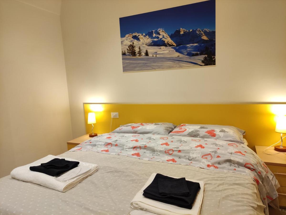 Doss Della Pesa Apartment มาริลเลวา ภายนอก รูปภาพ
