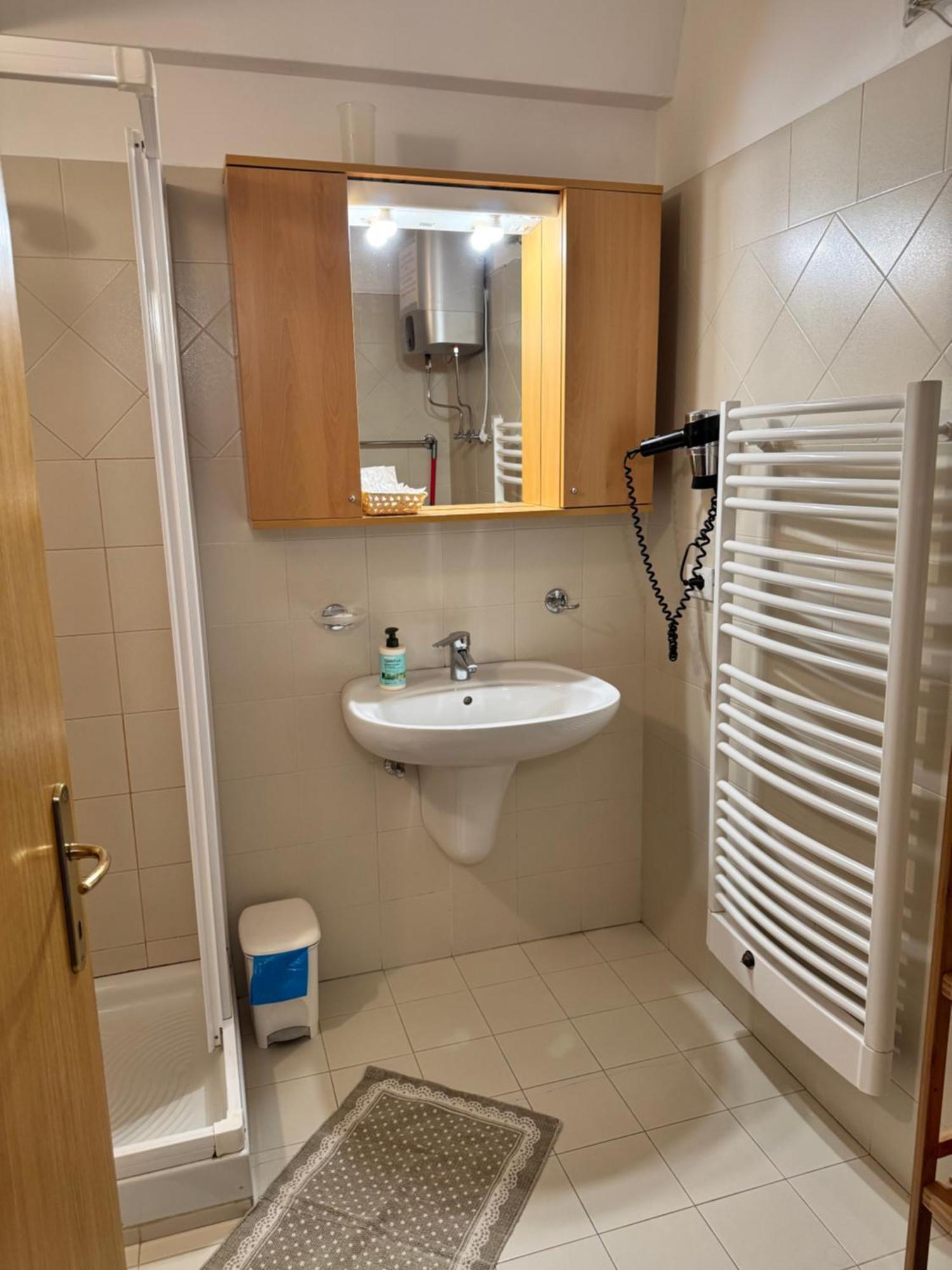 Doss Della Pesa Apartment มาริลเลวา ภายนอก รูปภาพ